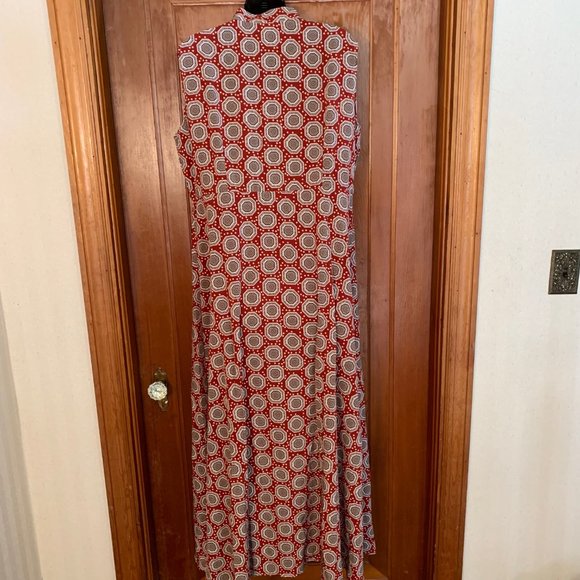 ShiLong Fashion Red Medallion Sleeveless Maxi Shirt Dress Size XXL** - Picture 3 of 10